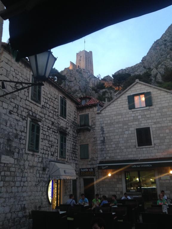 Gala Apartments Omiš Exterior foto